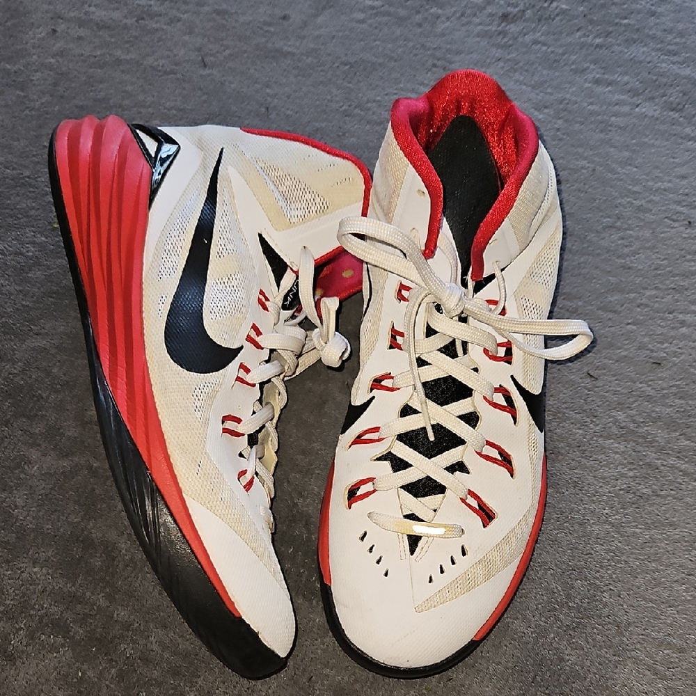Nike White and Red Athletic Shoes